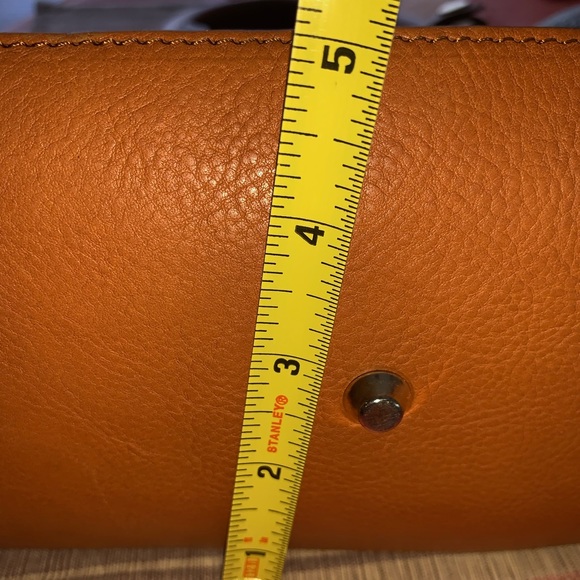 Valentina Italia Purse in very nice condition. No noticeable flaws. - Picture 10 of 11